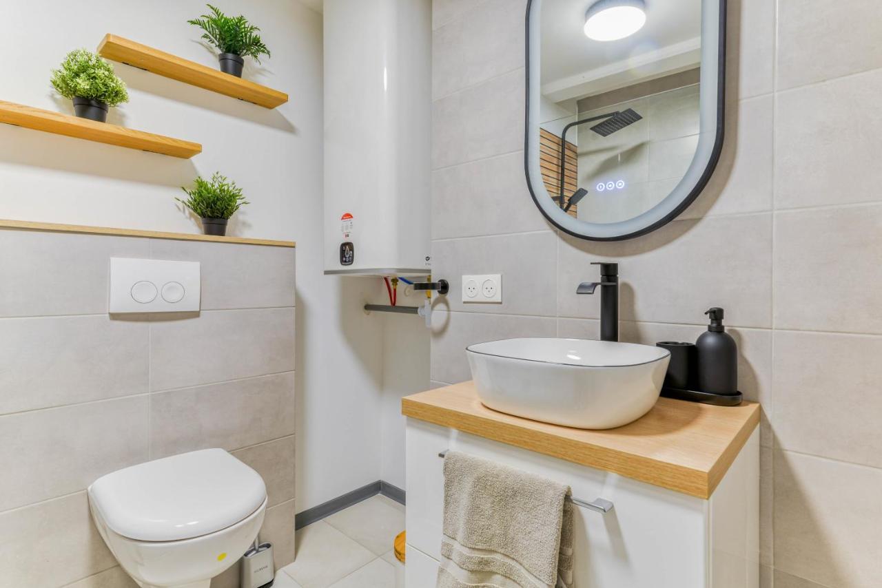Narbnb - Eden Suite - Jacuzzi - Parking - Clim Narbonne Ngoại thất bức ảnh